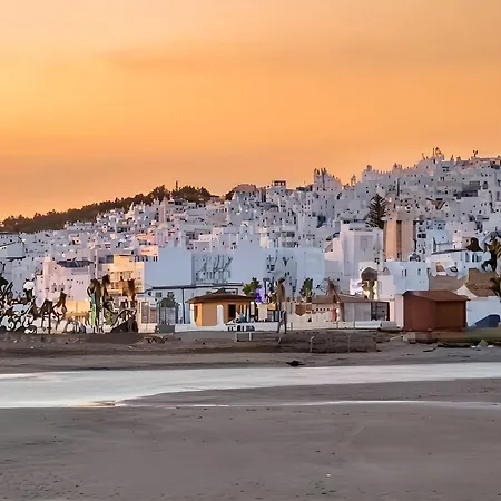 Zona Centrica Conil Solo Alquilamos A Parejas Y Familias Conil De La Frontera