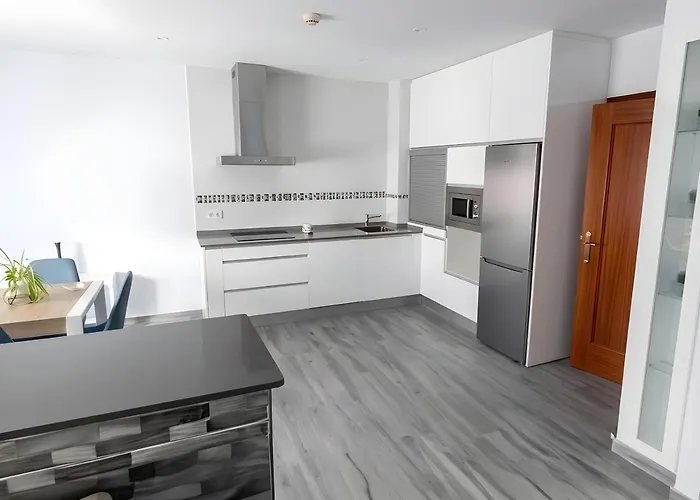 Zona Centrica Conil Solo Alquilamos A Parejas Y Familias Коніль-де-ла-Фронтера