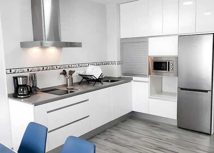 Zona Centrica Conil Solo Alquilamos A Parejas Y Familias Коніль-де-ла-Фронтера