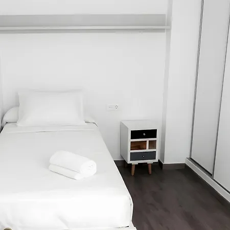 Zona Centrica Conil Solo Alquilamos A Parejas Y Familias
